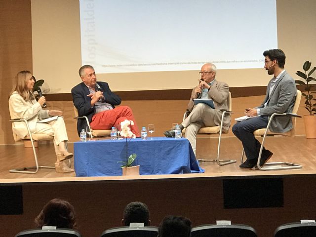 #ForoComSalud Nutrición y medios de comunicación: ¿información o desinformación?. - 1, Foto 1