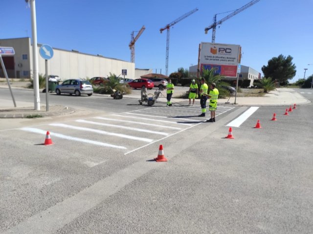 Continan los trabajos de mejora en el Parque Industrial de Alhama, Foto 1