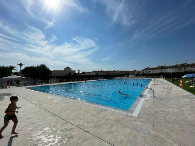 La emblemática piscina 'Ola Azul' de Los Alcázares reabre sus puertas - 1, Foto 1