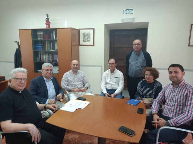 El Ayuntamiento convenia con la Diócesis de Cartagena la instalación de un ascensor en Dolores de Pacheco - 4, Foto 4