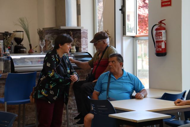 El PSOE de Lorca denuncia que Fulgencio Gil tiene a la Asociación de Pensionistas y Jubilados de San Cristóbal sin aire acondicionado en su local - 1, Foto 1