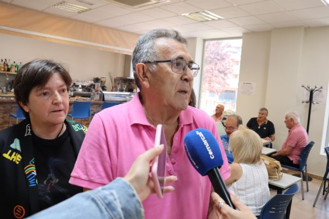 El PSOE de Lorca denuncia que Fulgencio Gil tiene a la Asociación de Pensionistas y Jubilados de San Cristóbal sin aire acondicionado en su local - 2, Foto 2