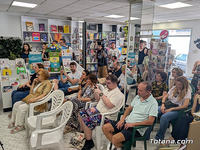 Antonio Sachs presenta en Librería Faro La espía de Hitler, una historia real de espionaje, principios y memoria - 5, Foto 5