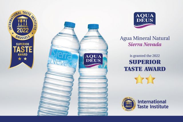 El agua mineral natural Aquadeus Sierra Nevada consigue dos estrellas en los Superior Taste Awards, Foto 2