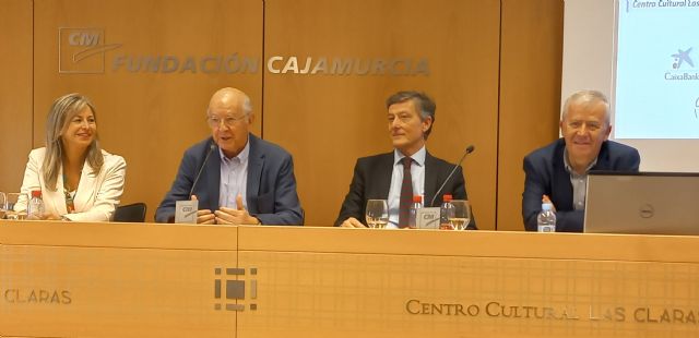 La Cátedra de Empresa Familiar Mare Nostrum presenta su Cuaderno de Trabajo sobre 'Mujeres en la Dirección de Empresa Familiar' - 1, Foto 1