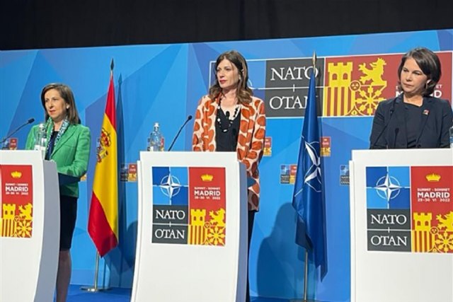 La ministra de Defensa subraya la absoluta importancia de la denuncia conjunta de las agresiones sexuales en los conflictos - 1, Foto 1