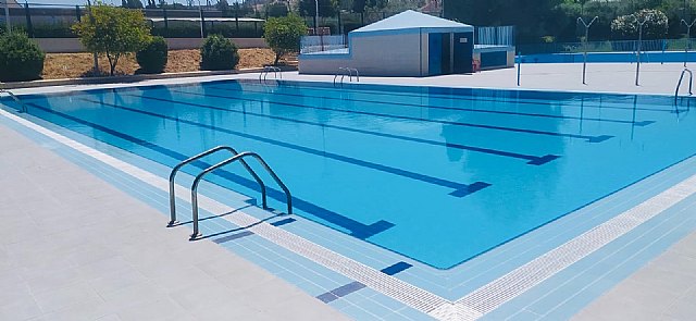 Cieza apuesta por la inclusión en sus piscinas municipales que ampliarán el horario para esta temporada - 1, Foto 1