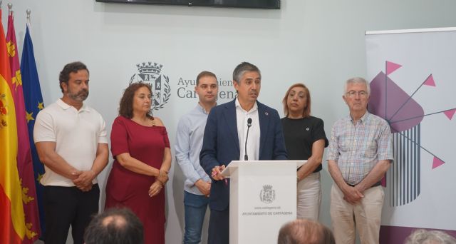 MC: Arroyo se pone tres asesores m�s, y suma 25 cargos de confianza, mientras recorta medios a la oposici�n por investigarla