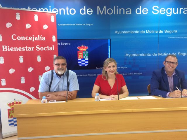El Ayuntamiento de Molina de Segura y DISMO firman un convenio para desarrollar un Plan de Desarrollo Integral para personas con discapacidad - 1, Foto 1