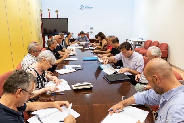 El Ayuntamiento inicia el proceso de reestructuración, reubicación y adjudicación de puestos vacantes en los mercadillos - 1, Foto 1