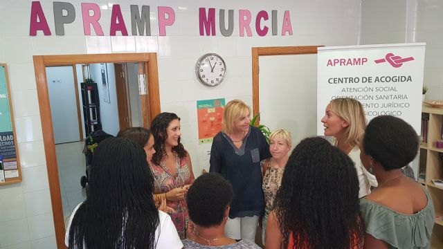 La Comunidad coordina con las ONG la acogida y atención a las mujeres víctimas de trata - 1, Foto 1