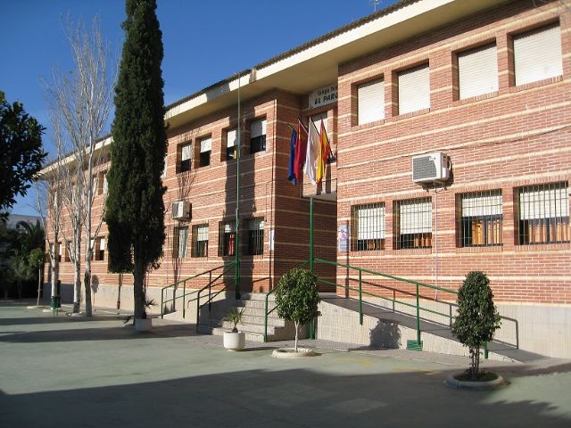 La Consejería de Educación ingresa los fondos adicionales para climatización a cuatro colegios torreños - 1, Foto 1