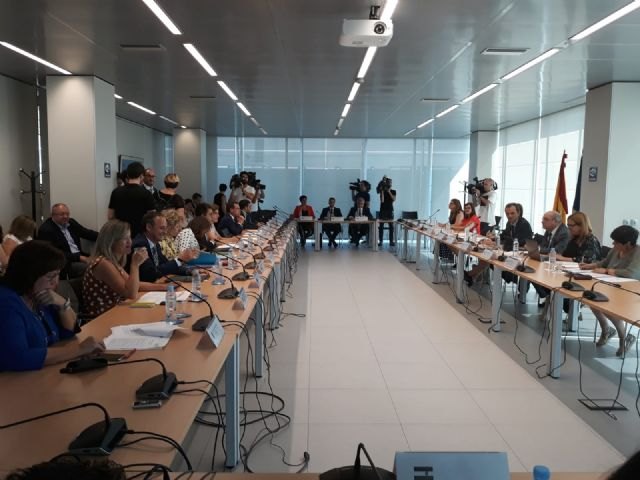 La Comunidad lleva a Madrid un modelo de universidad dual para acercar la enseñanza superior al mundo de la empresa - 1, Foto 1