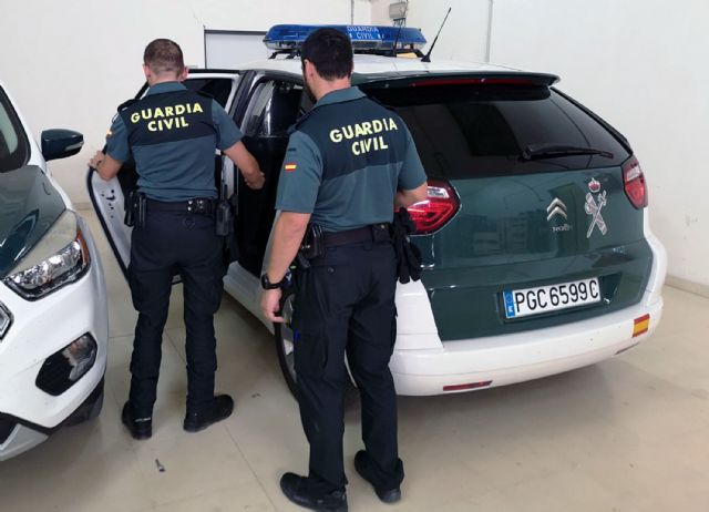 La Guardia Civil detiene a un joven por agredir con un arma blanca a otro en una discoteca de Cieza - 1, Foto 1