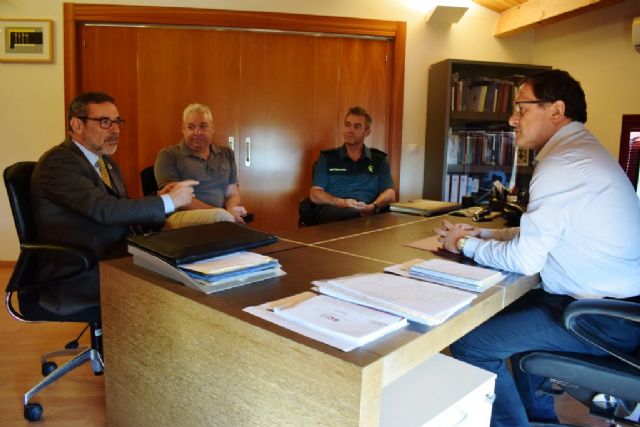 El delegado del Gobierno anuncia la incorporacn de cinco nuevos agentes al cuartel de la Guardia Civil de mazarrn, Foto 1