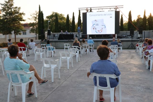 Lokímica imparte charlas prácticas para fomentar la colaboración ciudadana en el control de plagas - 1, Foto 1
