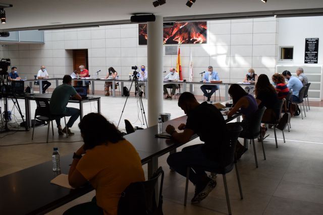 El Pleno aprueba inicialmente el reglamento del Régimen Interior del Centro Social de Camposol - 2, Foto 2