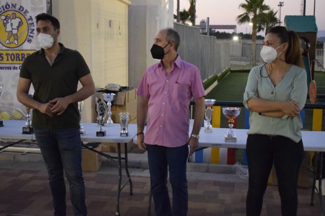 La liga municipal de tenis, que cumple 30 años, entrega los trofeos a sus mejores jugadores - 3, Foto 3