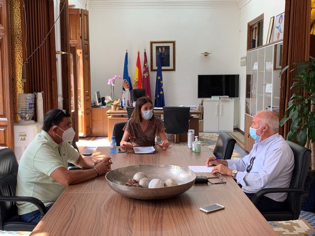 La Alcaldesa de Águilas se reúne con el comité de empresa de RENFE y ADIF - 1, Foto 1