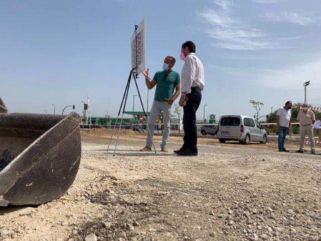 Los vecinos de La Alberca dispondrán  de un aparcamiento disuasorio de más de 200 plazas el próximo otoño - 4, Foto 4