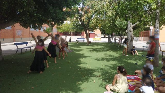 Finalizan las 'Escuelas de Verano para Conciliar y Coeducar' donde cerca de un centenar de niños y niñas han disfrutado durante el mes de julio de multitud de juegos y talleres - 1, Foto 1
