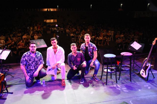 Chenoa y el grupo Albores animan la Noche de los Santos’ en Calasparra - 3, Foto 3
