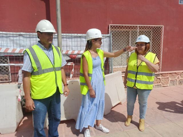 El Ayuntamiento junto con Aguas de Murcia realiza obras de renovación de la red de abastecimiento en Lobosillo - 1, Foto 1