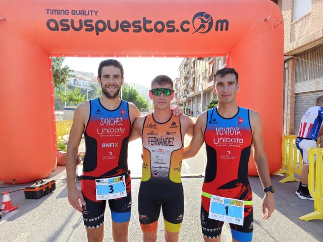 Elena Burruezo y Sergio Fernández, ganadores del XXI Triatlón Villa de Blanca - 2, Foto 2