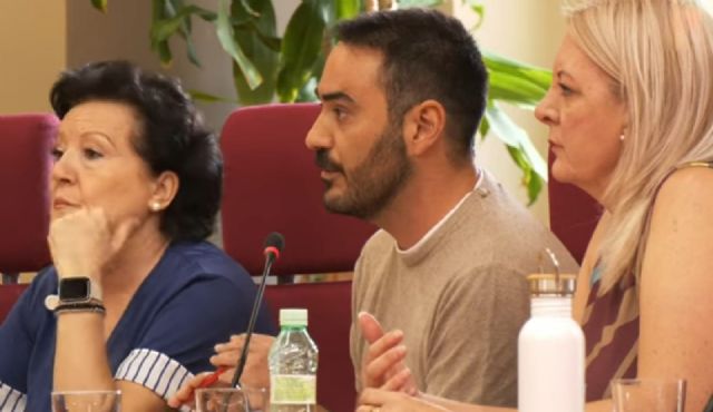 Vecinos y  la oposición enmiendan al equipo gobierno y logran una tasa de basuras más justa - 1, Foto 1