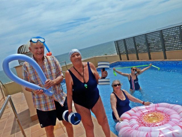 Sesiones de Gimnasia Acuática, Taichi y Terapia en el agua - 1, Foto 1