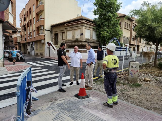 Beniaján cuenta con una acera más accesible y asfalto renovado en el centro de la pedanía con una inversión de más de 40.000 euros - 5, Foto 5