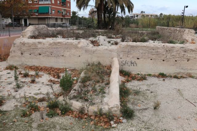 “Huermur denuncia la ‘vergüenza municipal hecha cemento’ en la Torre del Batán: una rotonda no es una puesta en valor” - 3, Foto 3