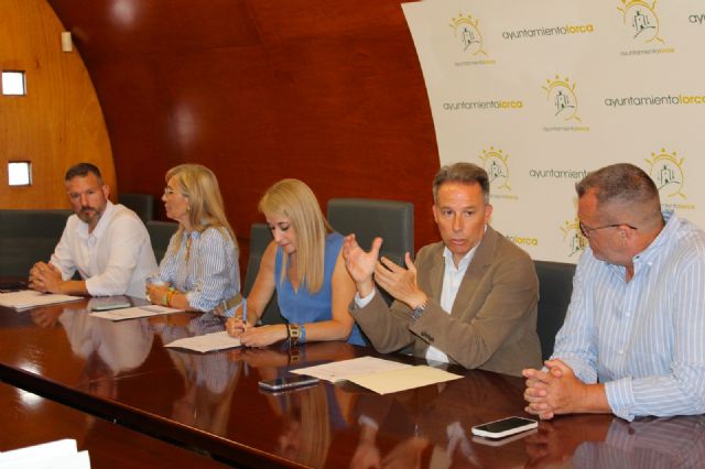 El alcalde apela a la sensibilidad de la delegada del Gobierno para que se amplíe el número de policías nacionales y guardias civiles en Lorca - 2, Foto 2