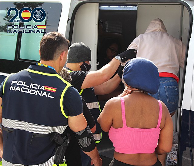 La Policía Nacional desarticula una organización internacional dedicada a la trata de seres humanos con fines de explotación sexual - 1, Foto 1