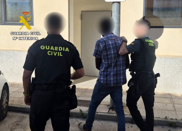 La Guardia Civil detiene en Archena a un joven dedicado a cometer robos con violencia e intimidación - 2, Foto 2