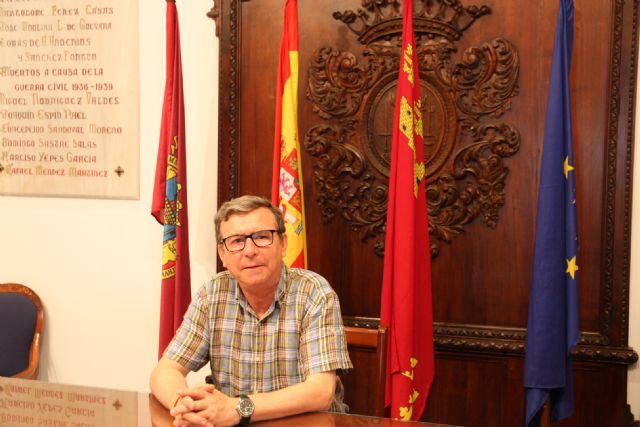Lorca recibe la visita de más de medio centenar de cruceristas que acudieron a la ciudad desde el puerto de Cartagena - 1, Foto 1