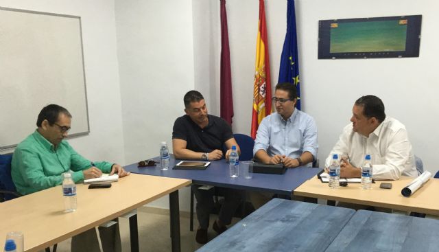 Estudian iniciativas para impulsar el transporte en La Manga - 1, Foto 1