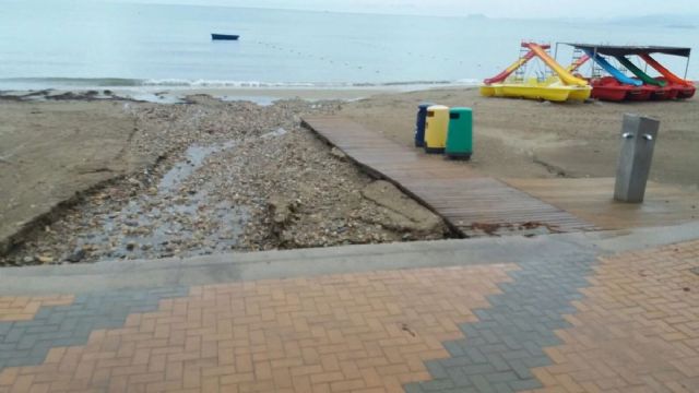 Las lluvias provocan leves desperfectos en la costa - 1, Foto 1