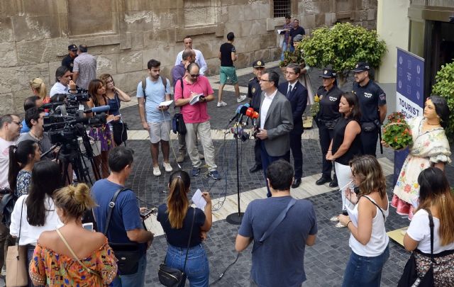 Nace la Policía Turística para consolidar a Murcia como destino internacional seguro y competitivo - 2, Foto 2