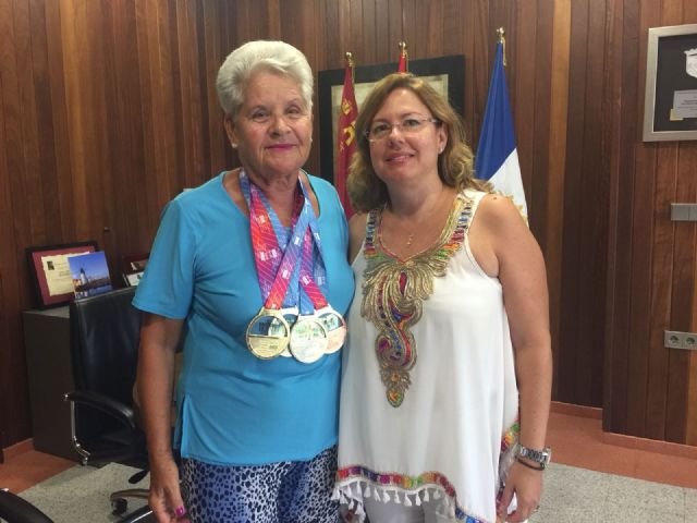 La atleta local Paulina Vallejo prepara su participación en el campeonato del Mundo de Veteranos de atletismo - 1, Foto 1