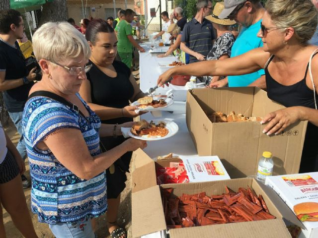 El English Breakfast vuelve a triunfar en las fiestas de Roda - 1, Foto 1