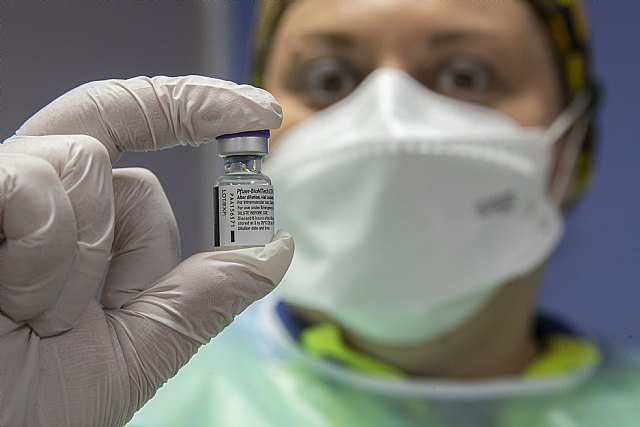 Salud intensifica la campaña de recaptación dirigida a la población que no se ha vacunado