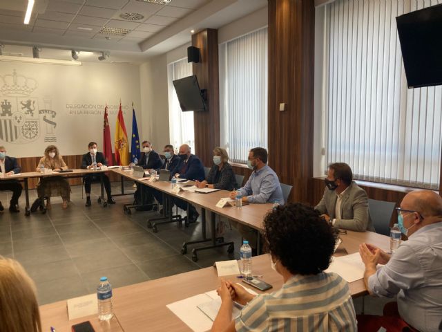 El alcalde de Lorca muestra su preocupación y disconformidad respecto a la suspensión del Servicio de Cercanías Lorca-Murcia planteado por ADIF - 3, Foto 3