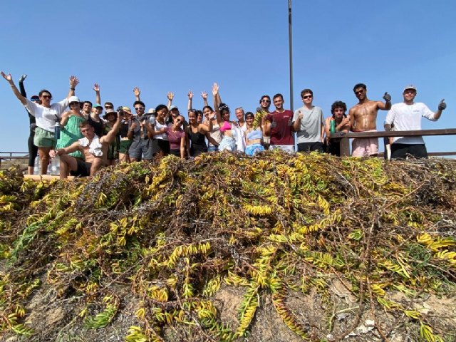 Estudiantes procedentes de EEUU visitan el Molino del Agua (La Mata, Torrevieja) - 1, Foto 1