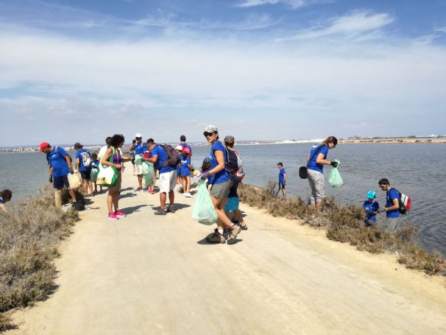 Más de 60 voluntarios conocen y mejoran dos espacios naturales de la Región en una jornada con EPlan - 3, Foto 3