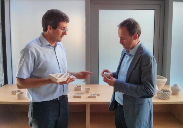 El sector del hábitat de la Región colabora con la comarca portuguesa del Miño en proyectos de innovación y diseño - 1, Foto 1