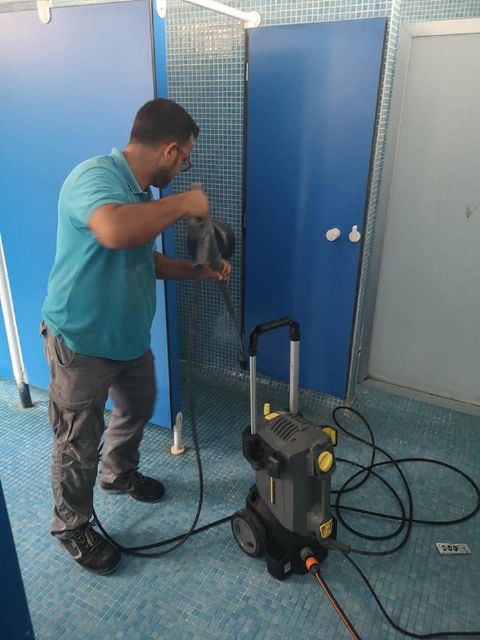 Trabajos de limpieza y desinfección en las instalaciones del Patronato Deportivo Municipal de Águilas - 2, Foto 2