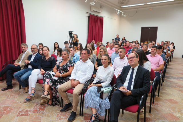 La Fundación Robles Chillida premia la trayectoria académica de 16 estudiantes caravaqueños de Bachillerato, Formación Profesional y Primaria - 4, Foto 4