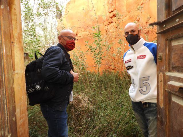 IU-V denuncia la insostenible situación de la histórica y emblemática calle Cava de Lorca - 1, Foto 1