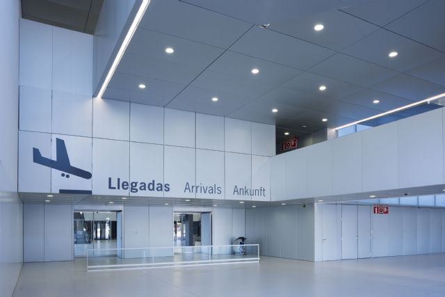 Aena y Telefónica digitalizan las medidas de protección cardiaca en el aeropuerto de la Región - 1, Foto 1